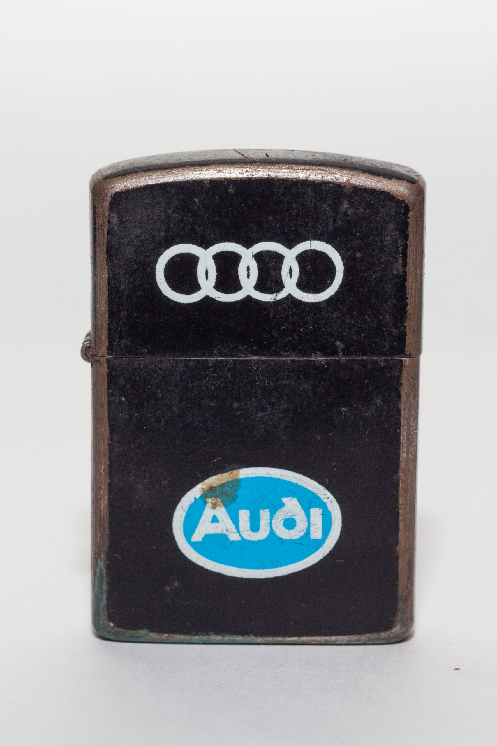 Media for Зажигалка