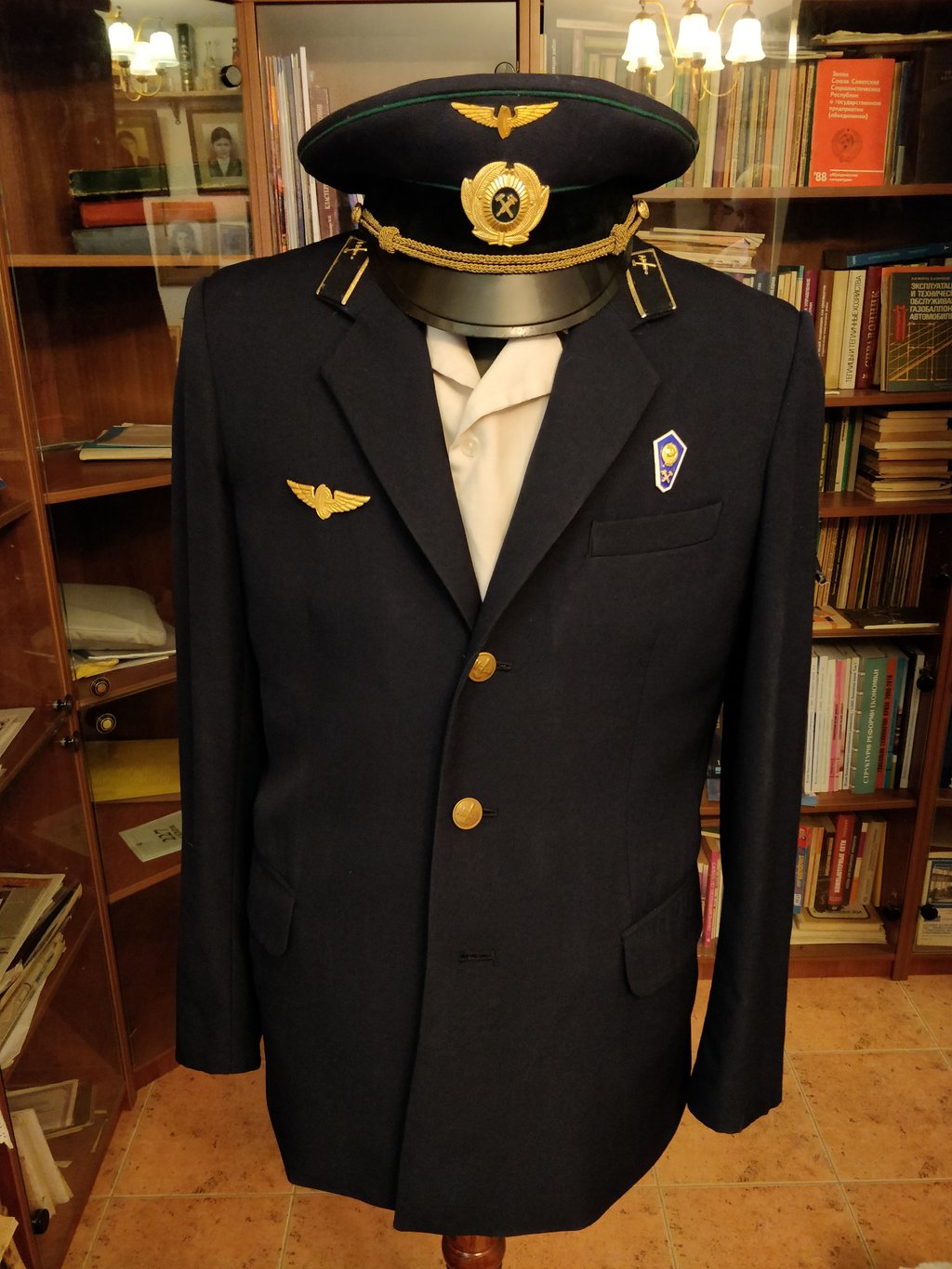 Media for Форменный китель и фуражка