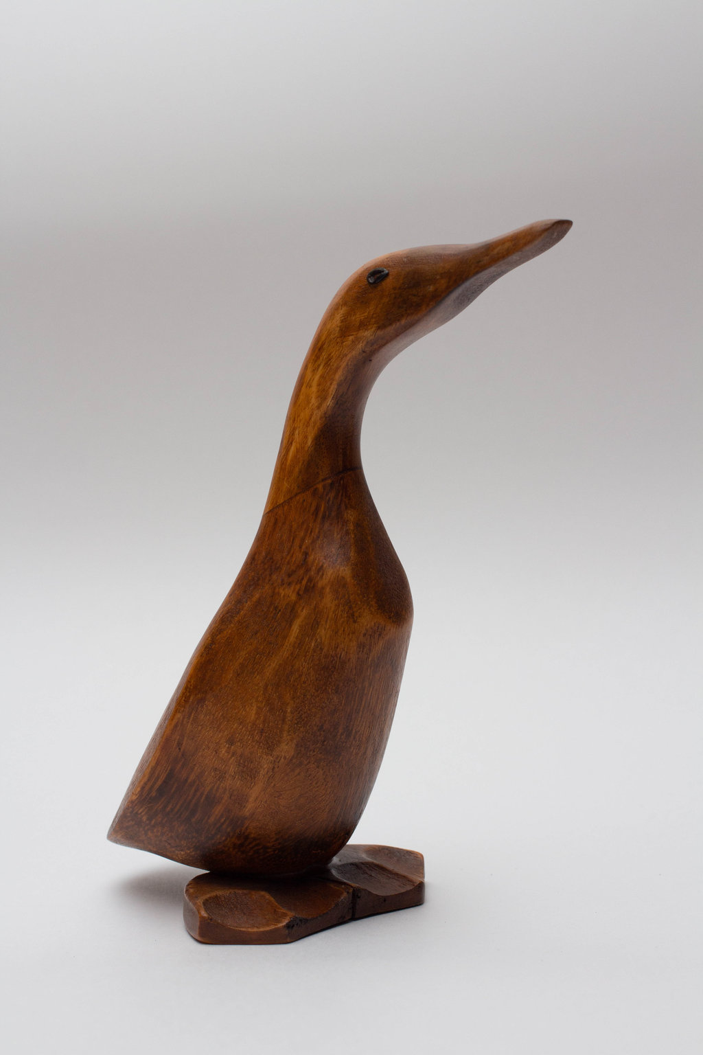 Media for Фигурка утки из дерева