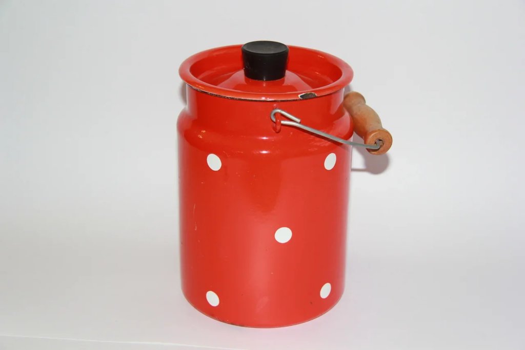 Media for Бидон для молока (красный)